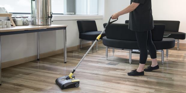 Hospital admin office cleaning