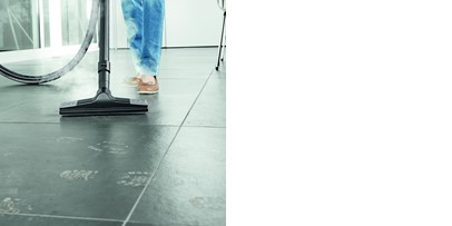 Convenient floor nozzle