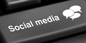 RÉSEAUX SOCIAUX