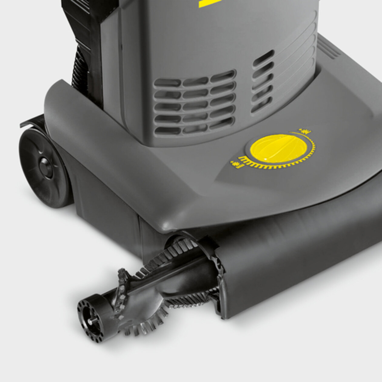 Upright brush-type vacuum cleaner CV 38/1 CUL: Manual roller brush adjustment