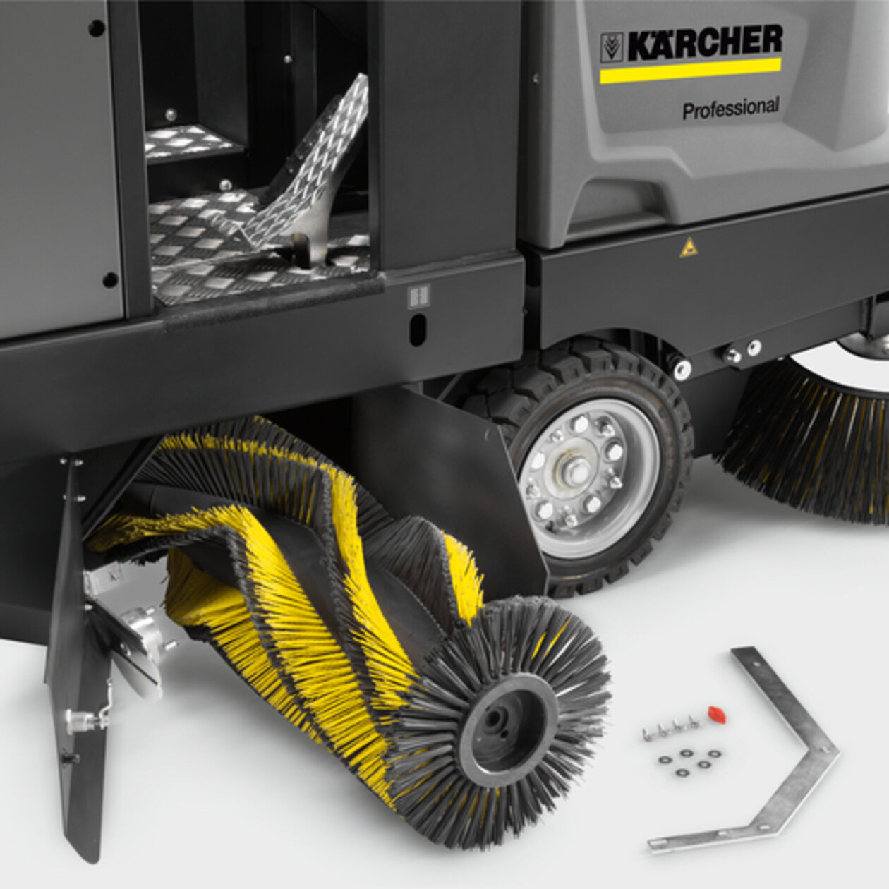 Vacuum sweeper KM 120/250 R Bp Pack Classic: Simple operation, maintenance and servicing