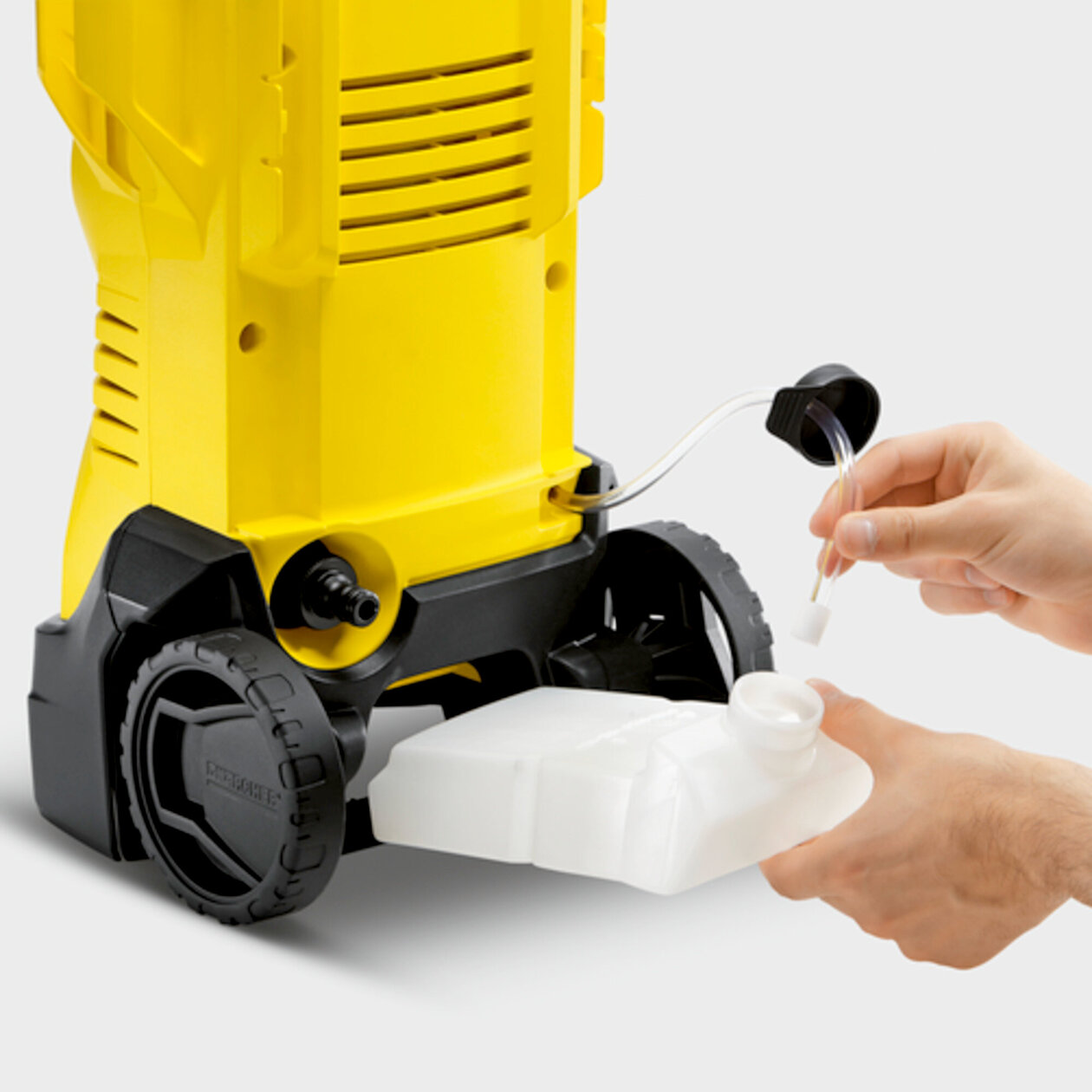 K2 Premium Telescopic: Depósito para la solución detergente.