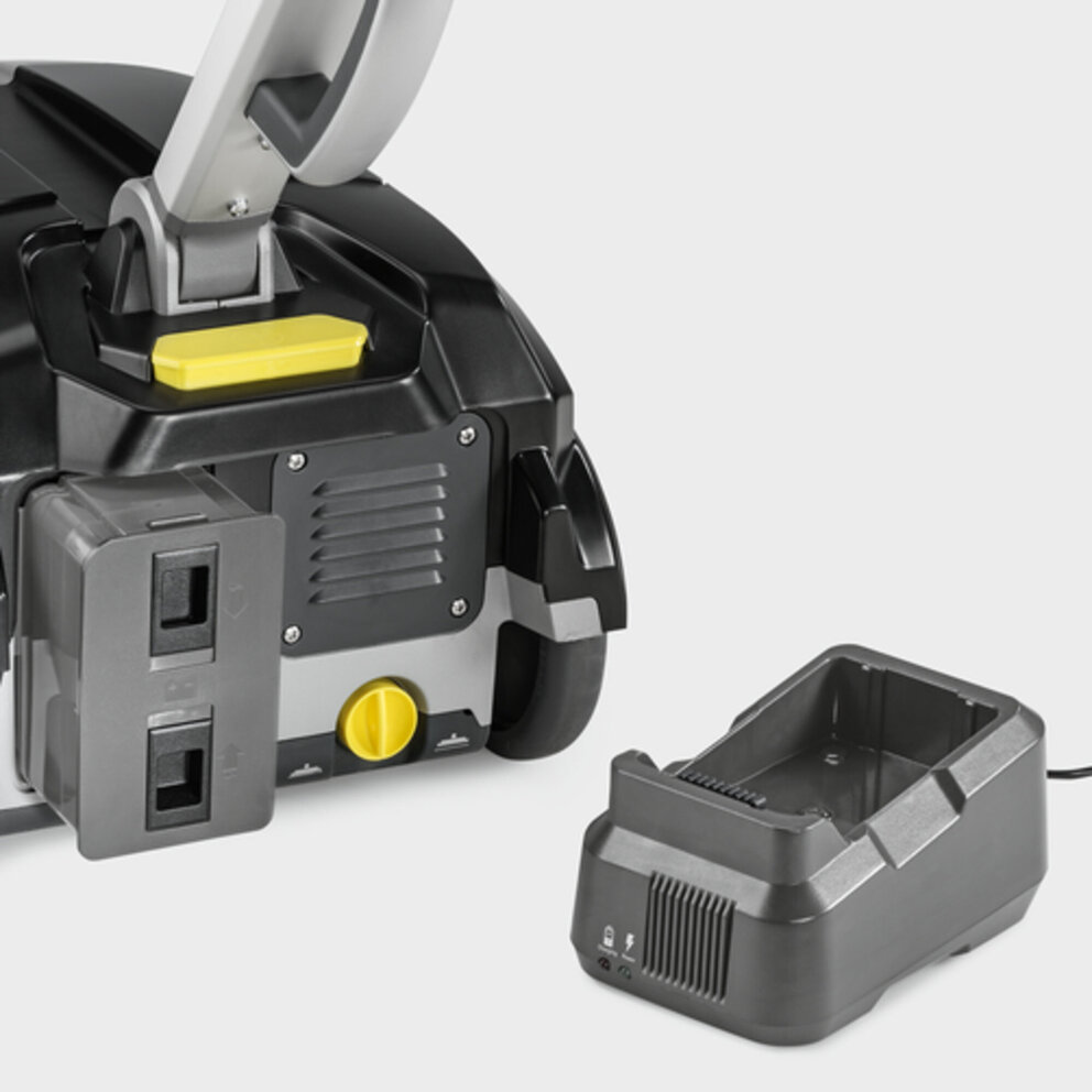 Lavasciuga pavimenti compatte BD 30/4 C Bp Pack: Potente batteria agli ioni di litio inclusa in dotazione
