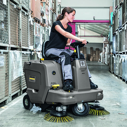 Vacuum sweeper KM 85/50 R Bp: Clever ergonomics for high level of comfort at workplace