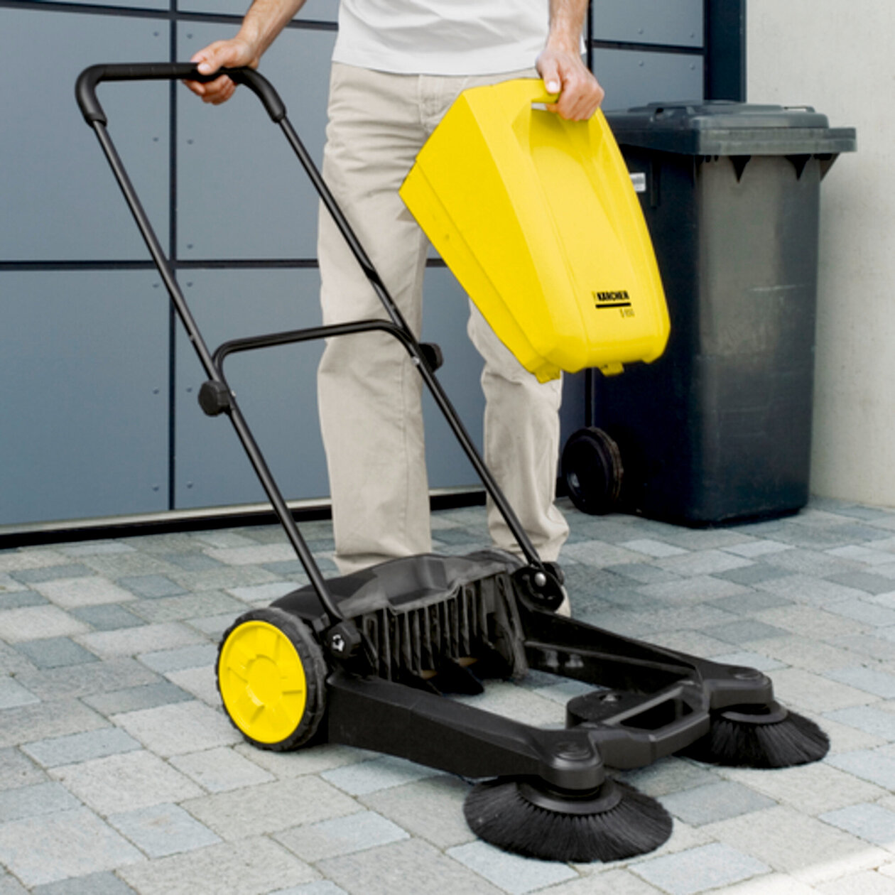 Push sweeper S 650: No contact with dirt