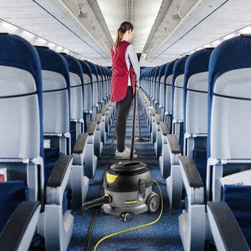 Dry vacuum cleaner T 12/1 400Hz: The specialist for cleaning aircraft cabins