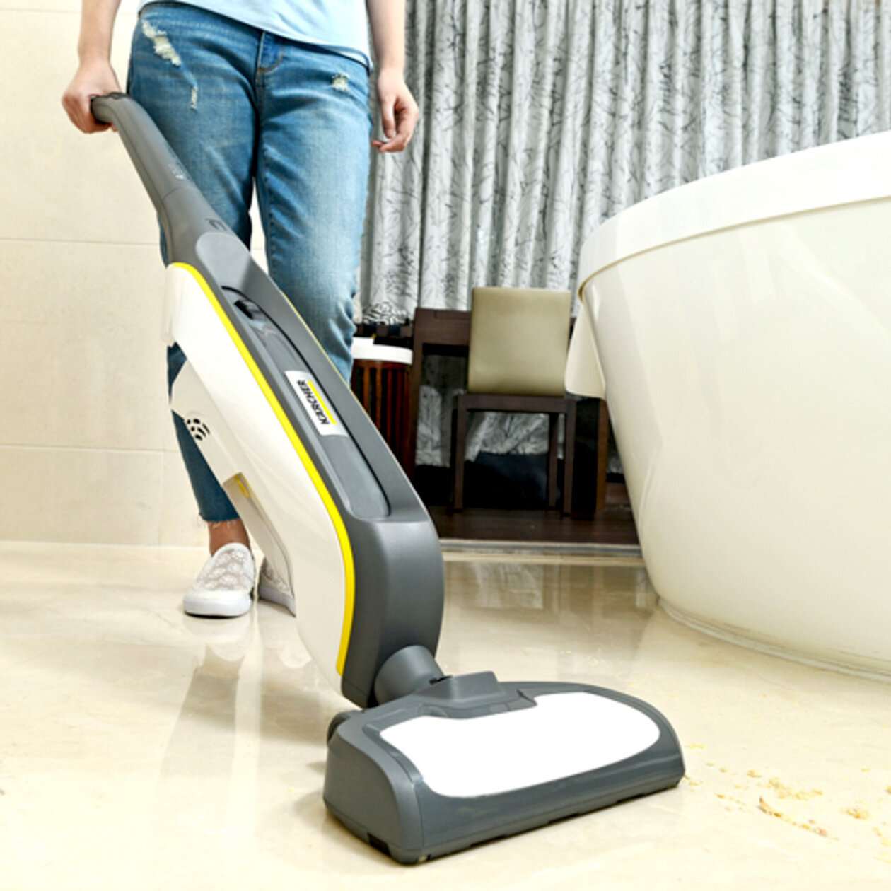 Vacuum cleaner VC 4 Battery: Strong suction power