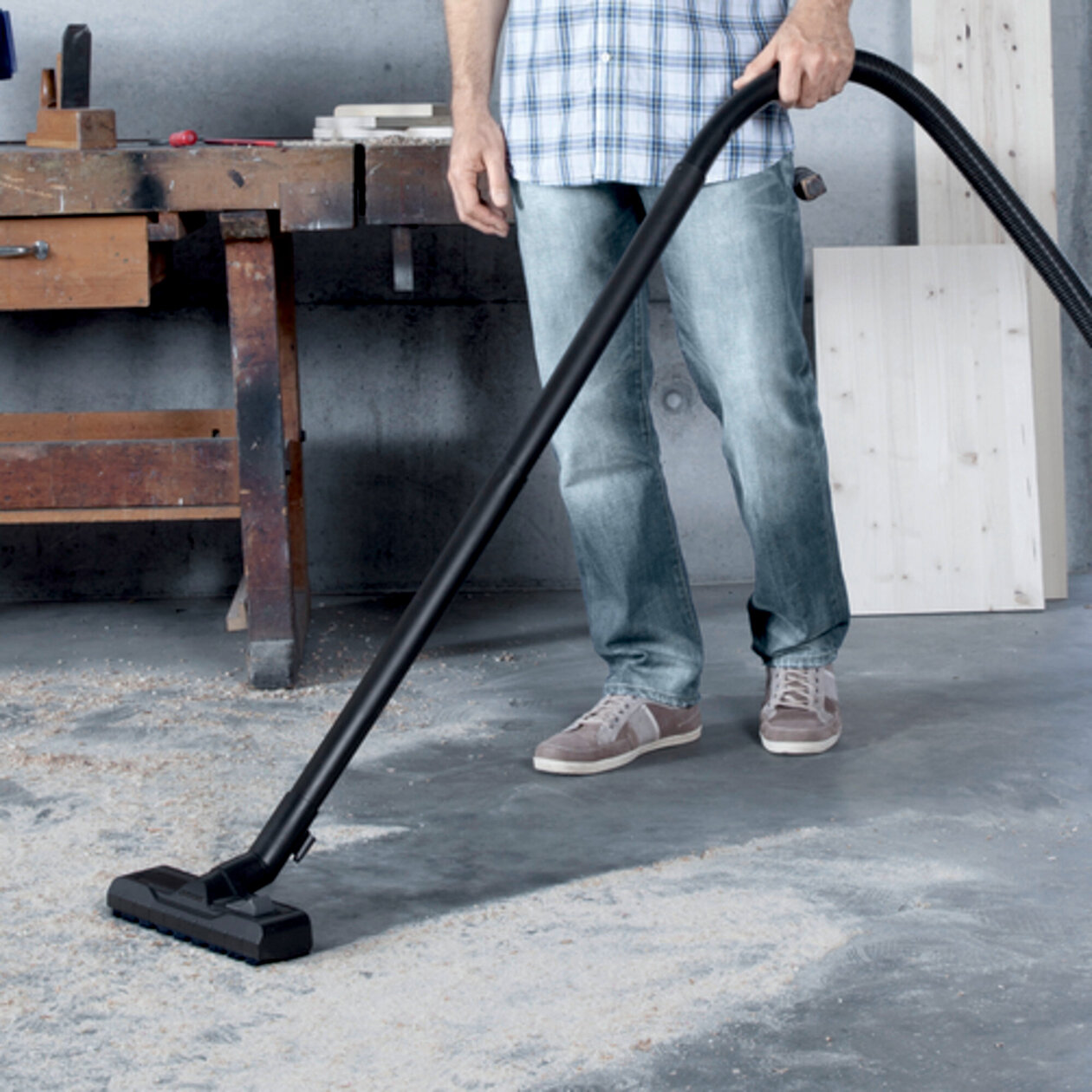 Multi-purpose vacuum cleaner WD 5 P: Optimally developed: Floor nozzle and suction hose