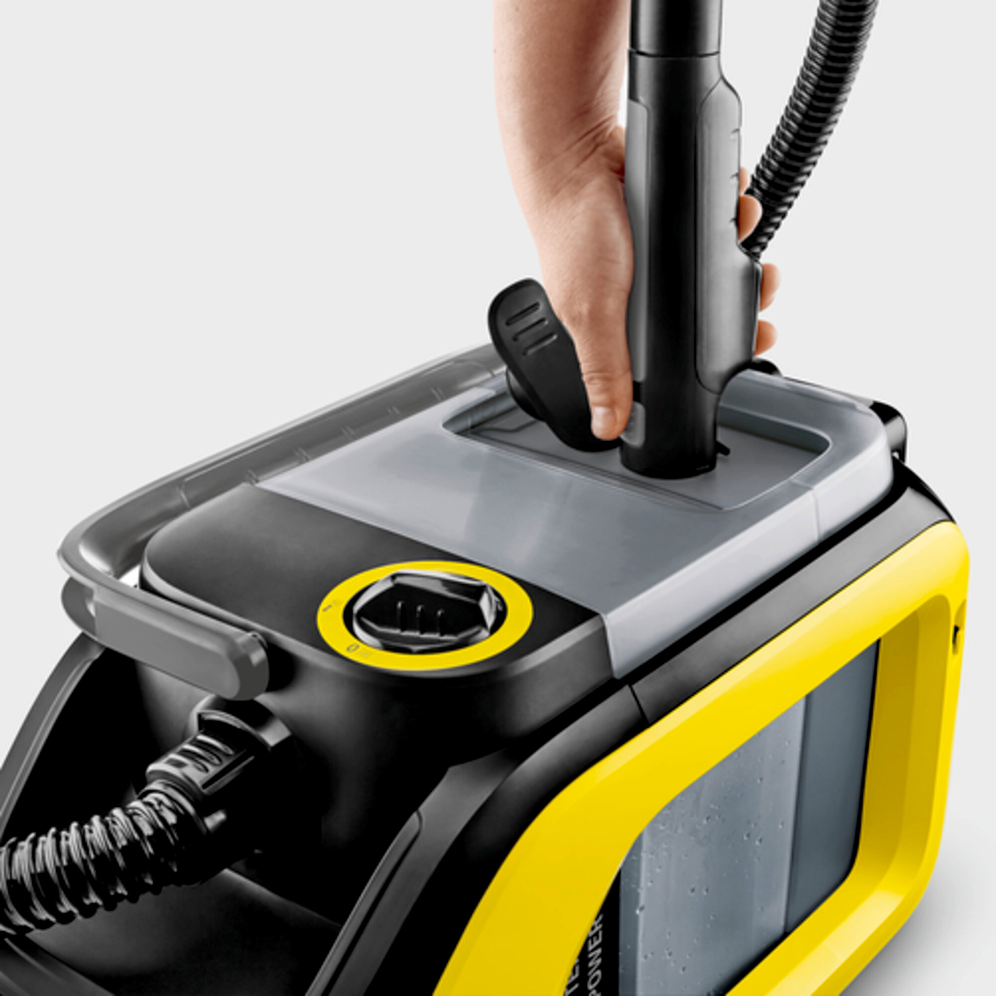 Battery-powered spray extraction cleaner SE 3-18 Compact: Hygienic flush function