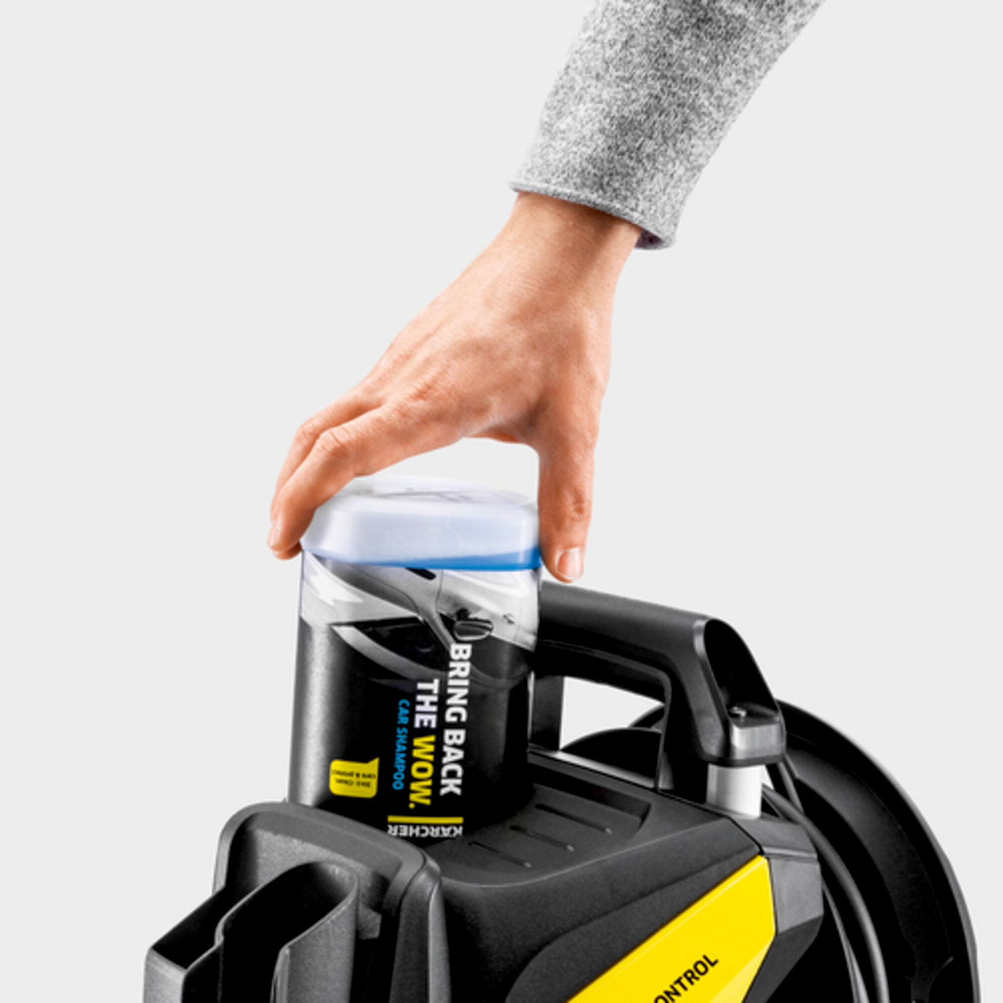 Hidrolimpiadora K 7 Power: Plug 'n' Clean: el sistema de detergentes Kärcher