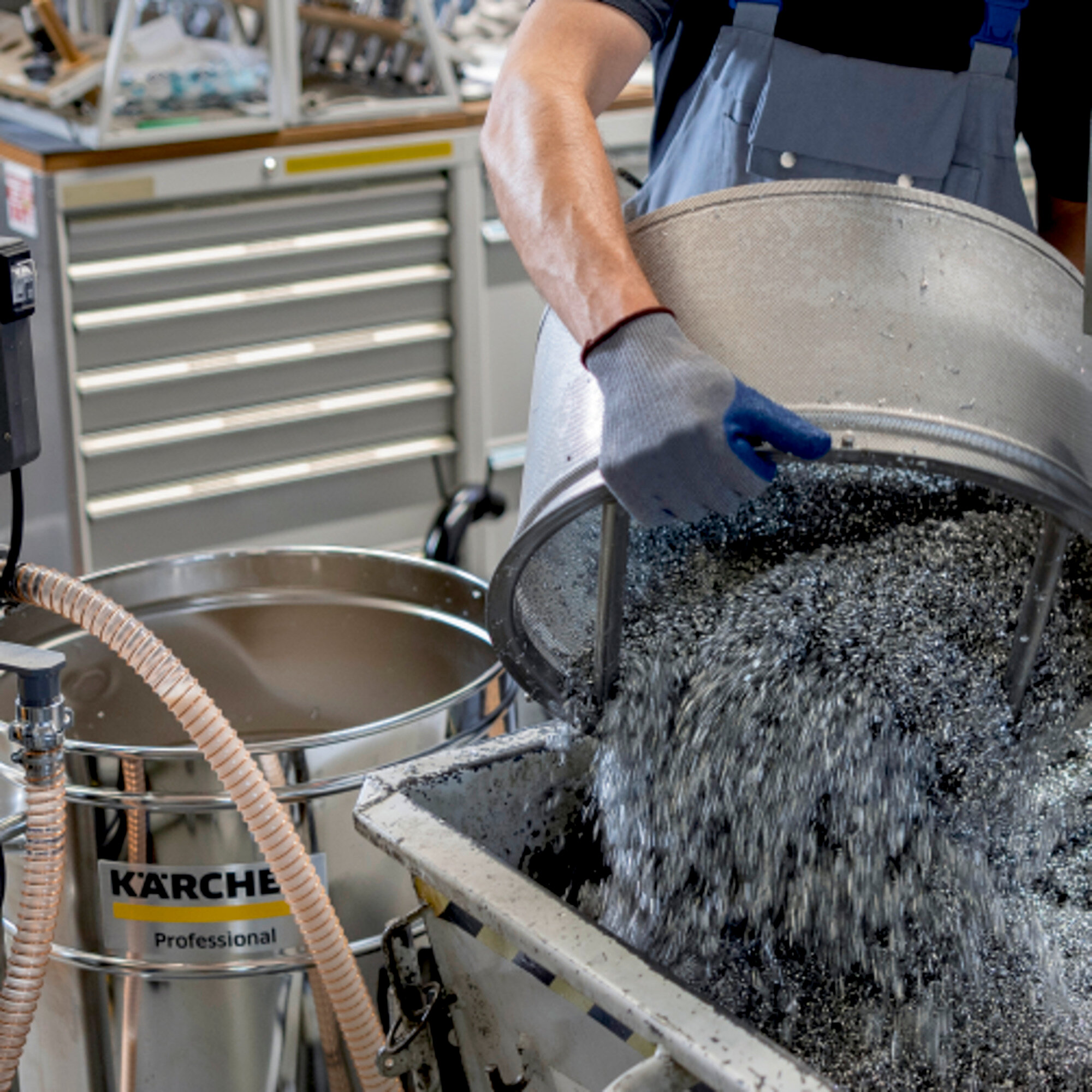 Ipari porszívó IVR-L 65/24-2 with accessories: Szűrőkosár jár hozzá