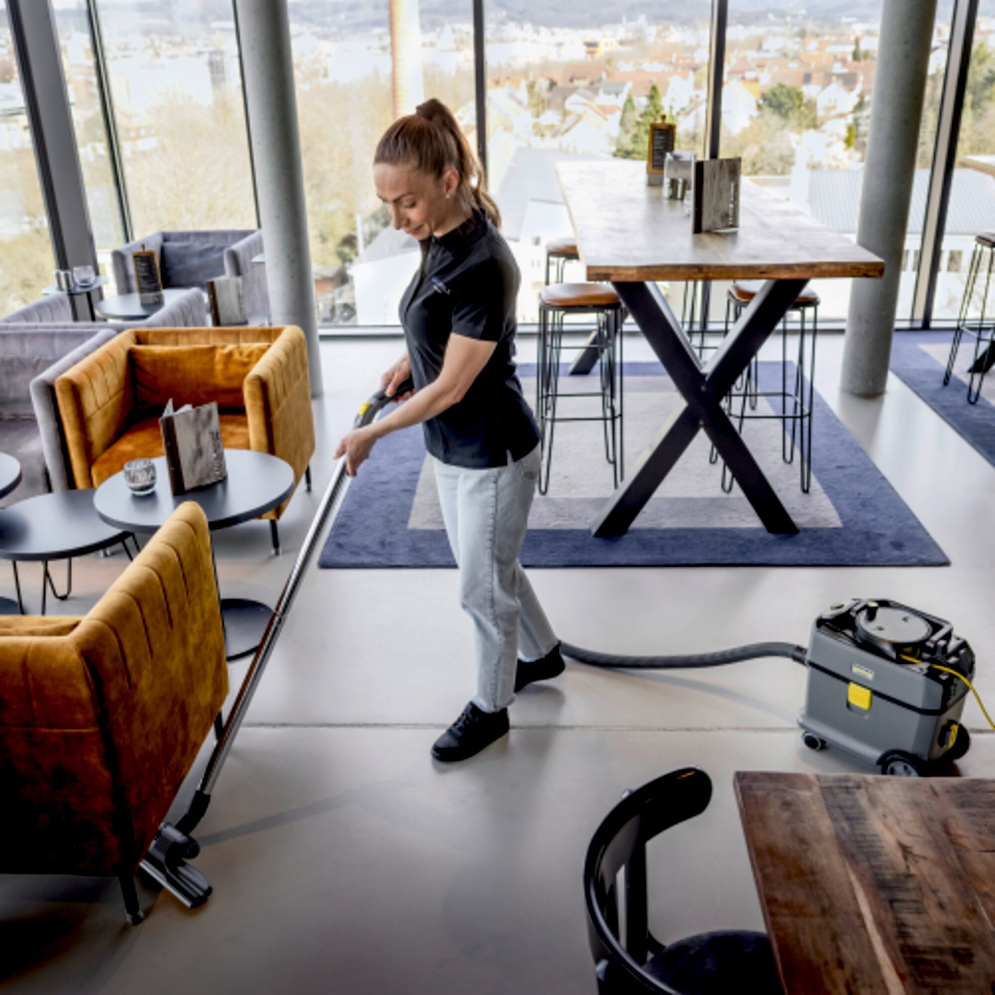 Dry vacuum cleaner T 15/1 HEPA: Ultra-quiet: virtually silent operation at just 52 dB(A)