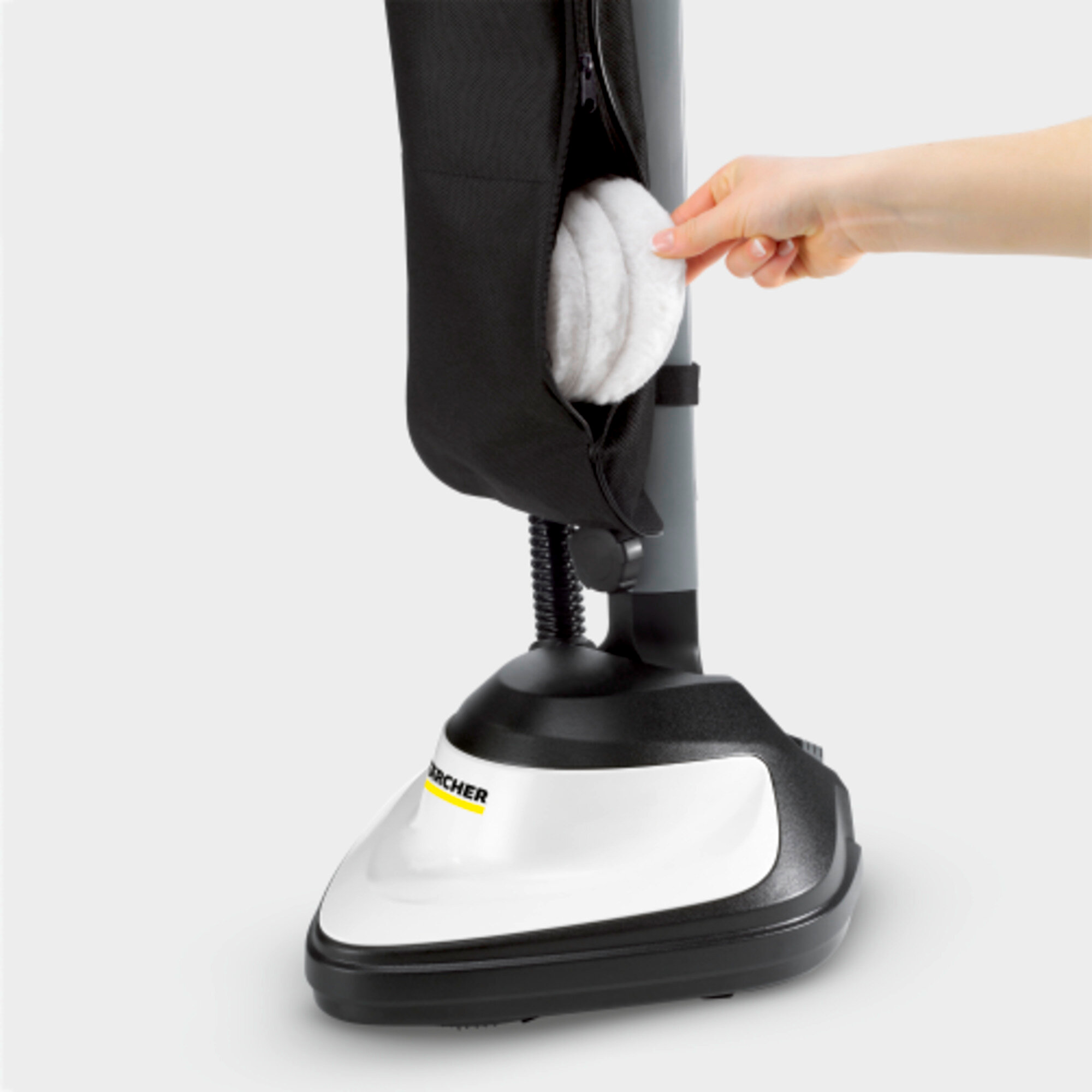 Floor polisher FP 303: High-quality textile bag, includes separate accessory compartment