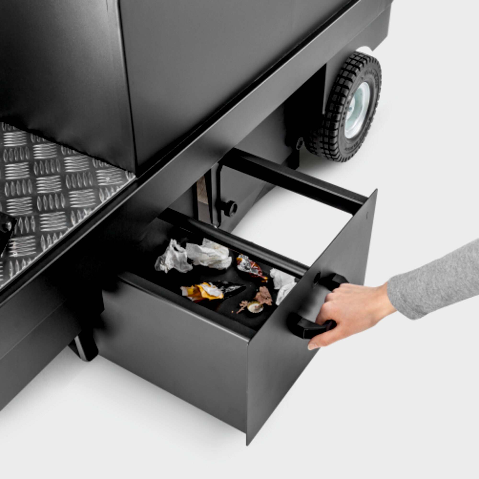 Spazzatrice con aspirazione KM 100/65 R Bp Classic: Funzionamento con getto in avanti