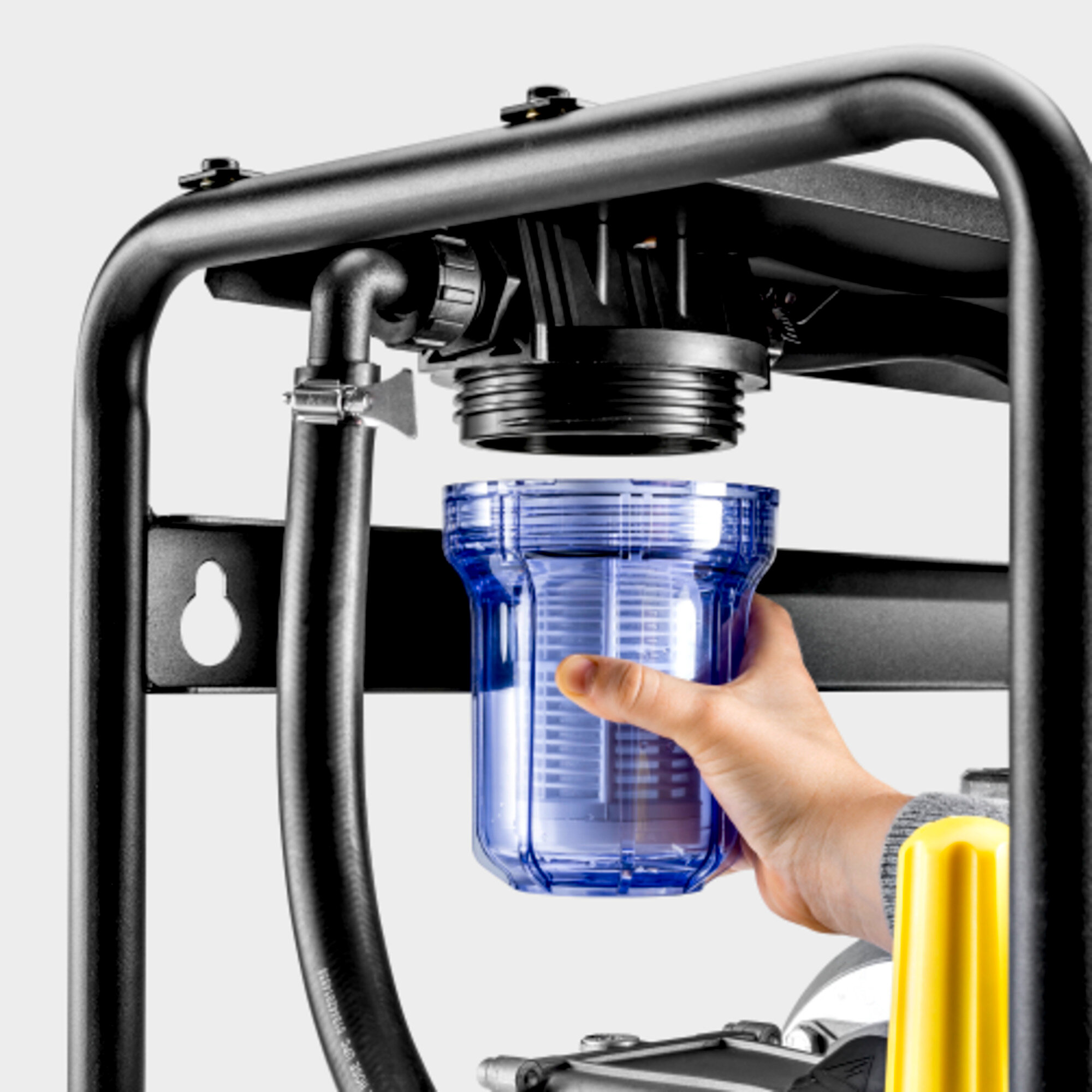 High-pressure cleaners HD 6/15-4 M ST Classic: Large integrated water filter