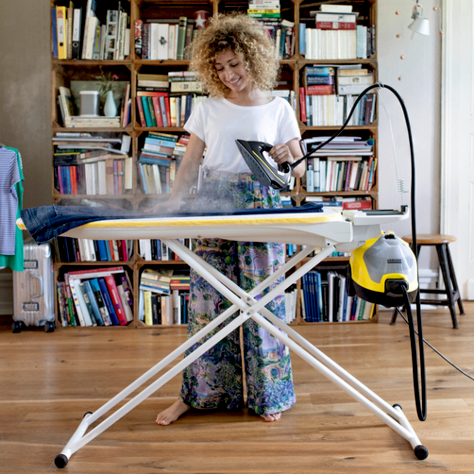 Steam ironing station SI 4 EasyFix Iron: The multifunctional package: Steam cleaner combined with ironing board