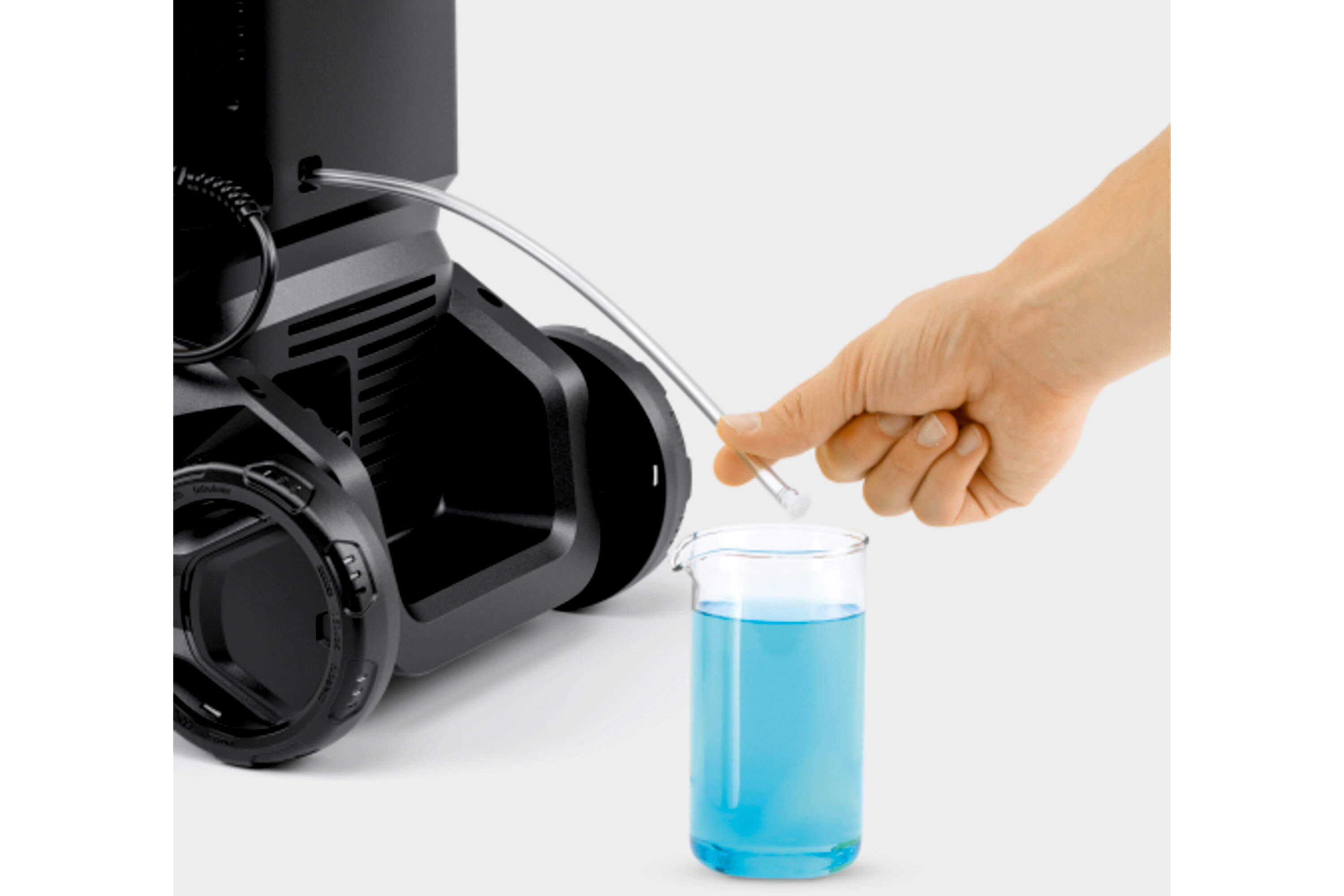 Idropulitrice K 4 Black Home: Tubo di aspirazione detergente integrato