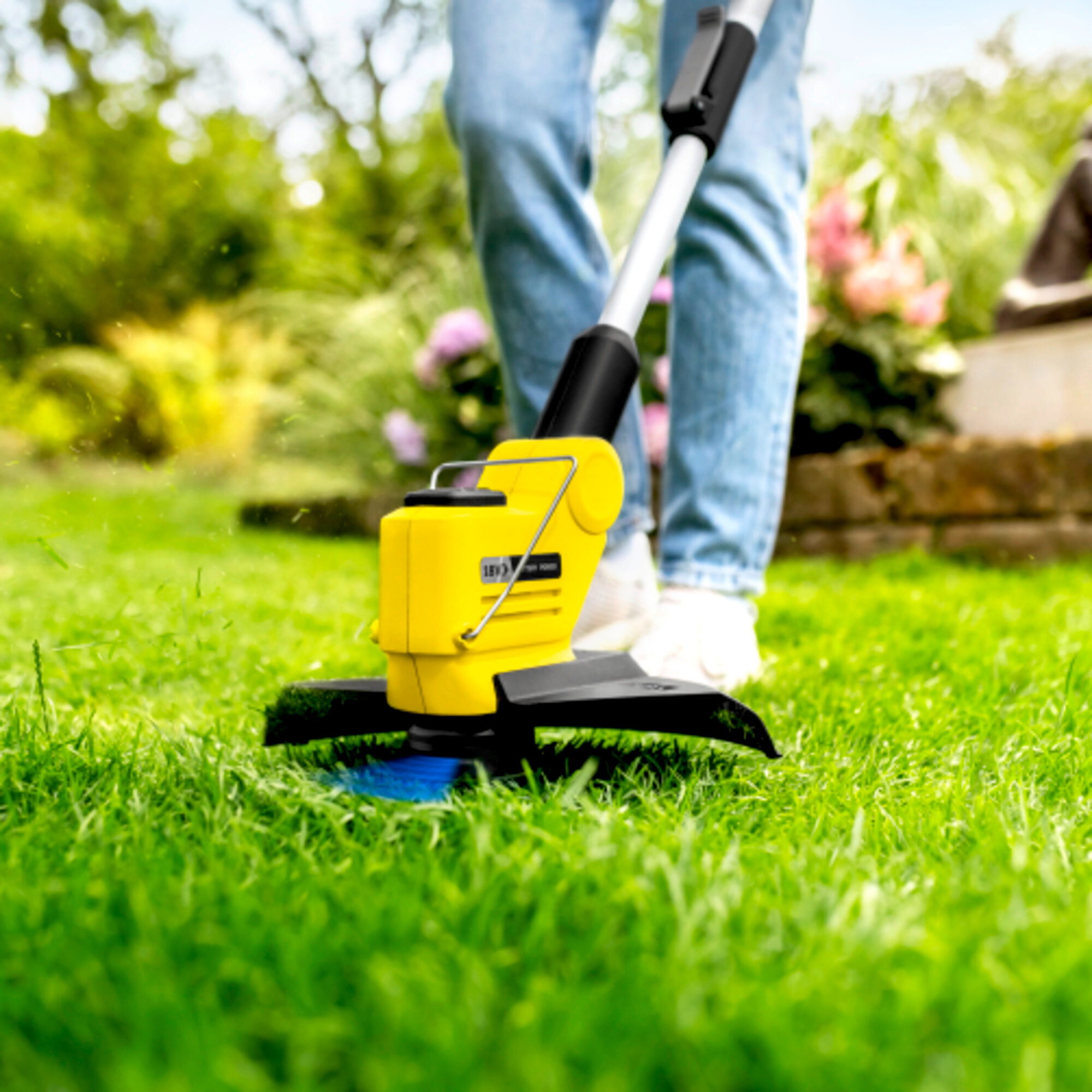 Akumuliatorinė žoliapjovė LTR 3-18 Battery Set: Efektyvi pjovimo sistema