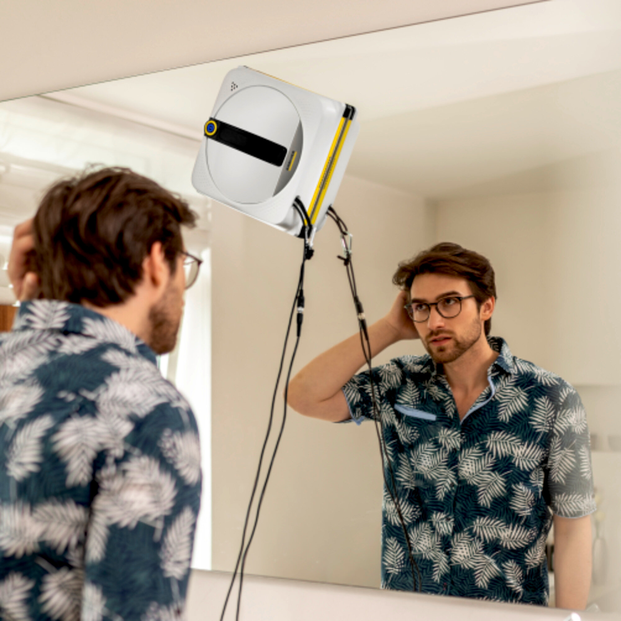 Robot lavavetri RCW 4 Extra: Sensori per il rilevamento di finestre senza telaio e superfici vetrate