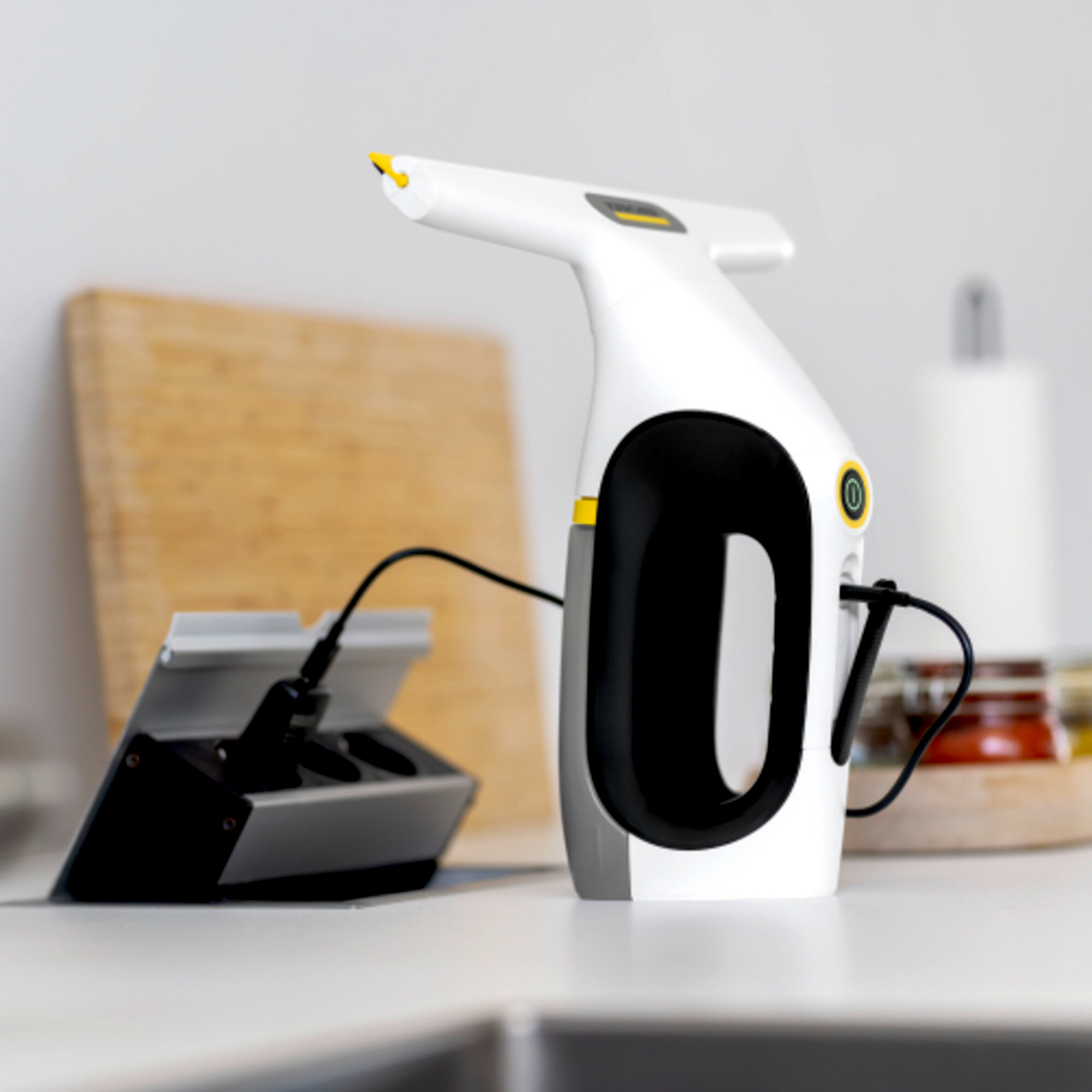 Langų valytuvas WV 2 Universal Care: USB-C įkrovimas papildomam patogumui