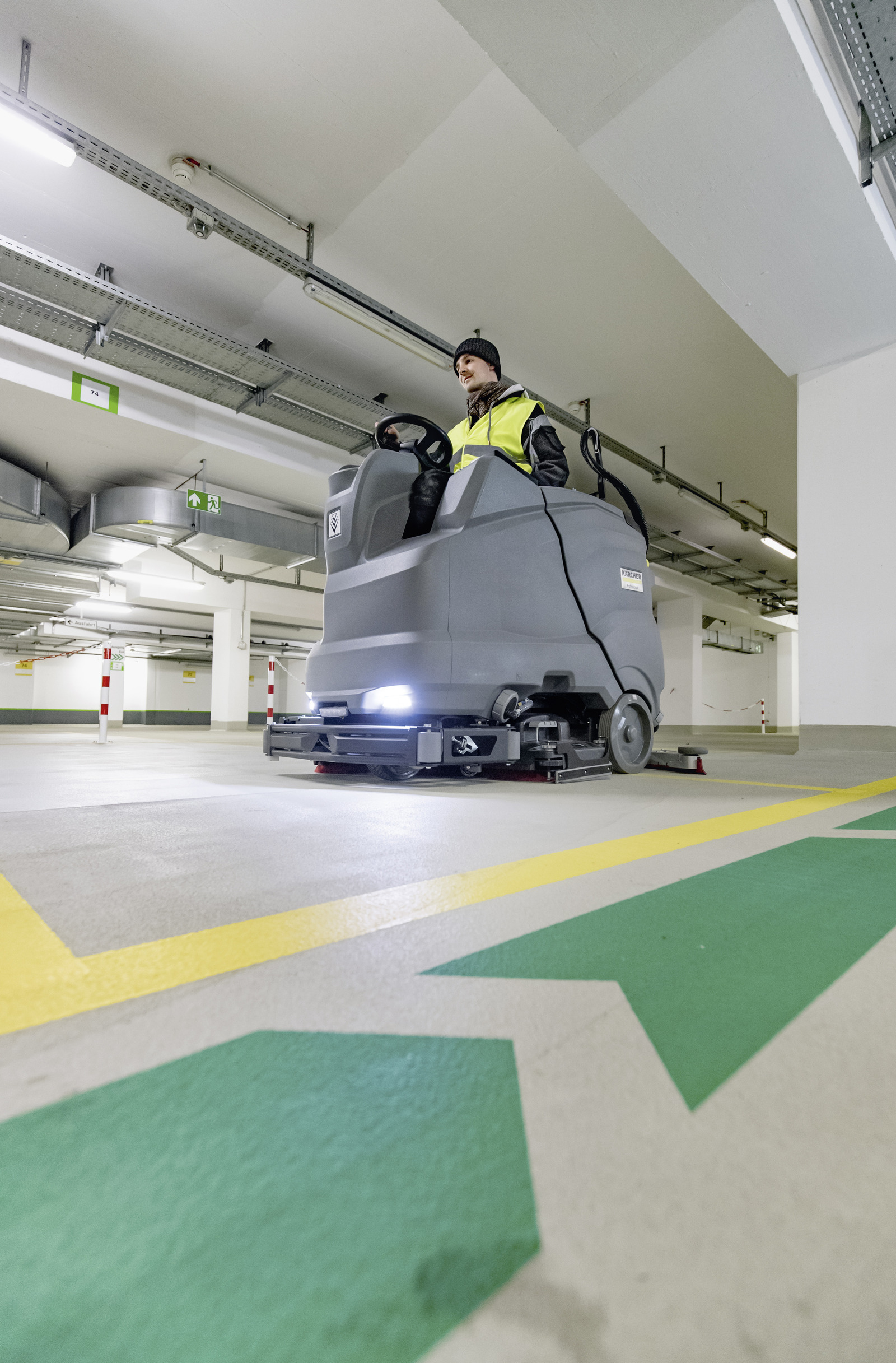 Kärcher Podlahový automat B 150 R Bp Pack DOSE+SSD+240Ah Wet+R+D90