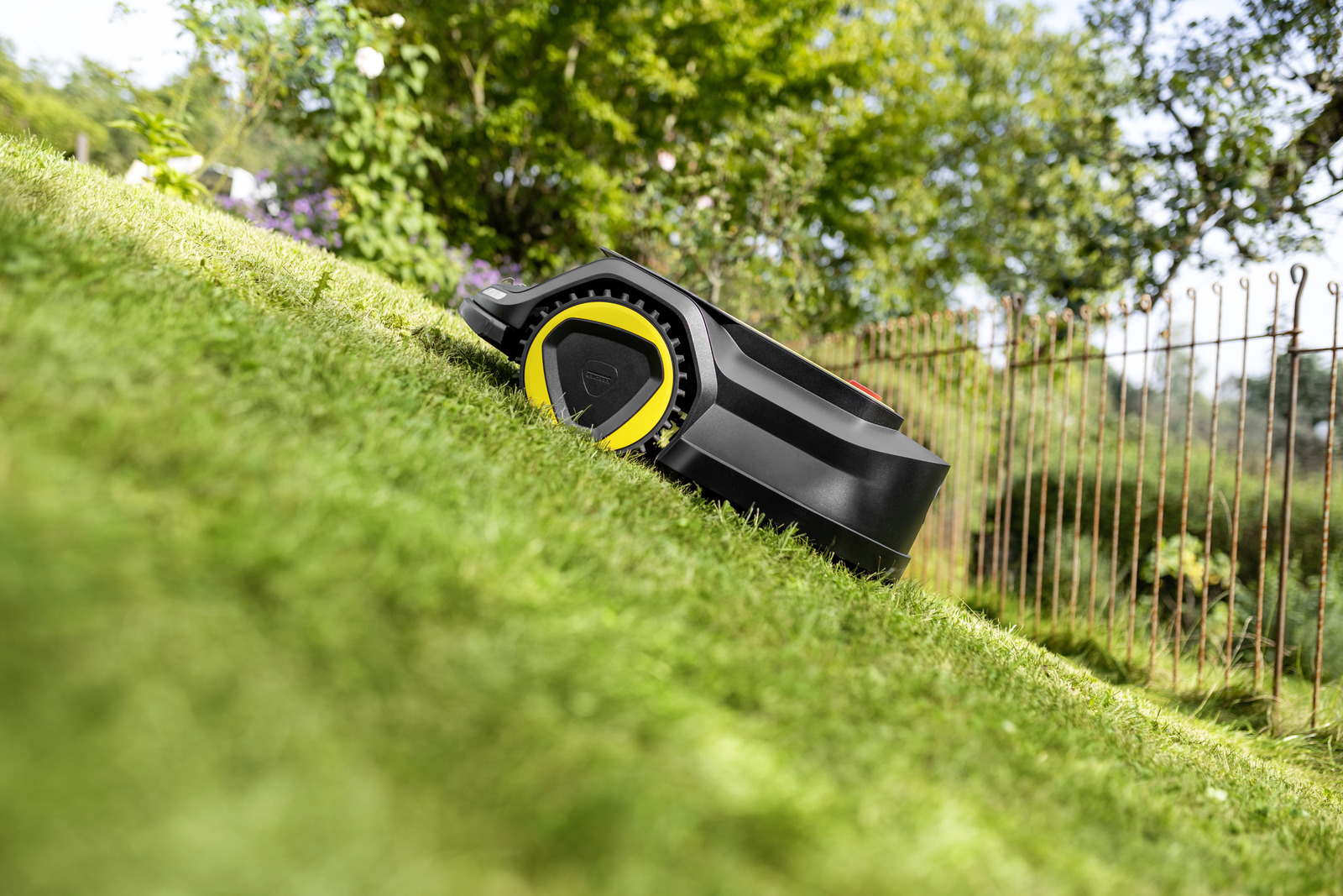 Kärcher összkerékhajtású RCX 6 robotfűnyíró