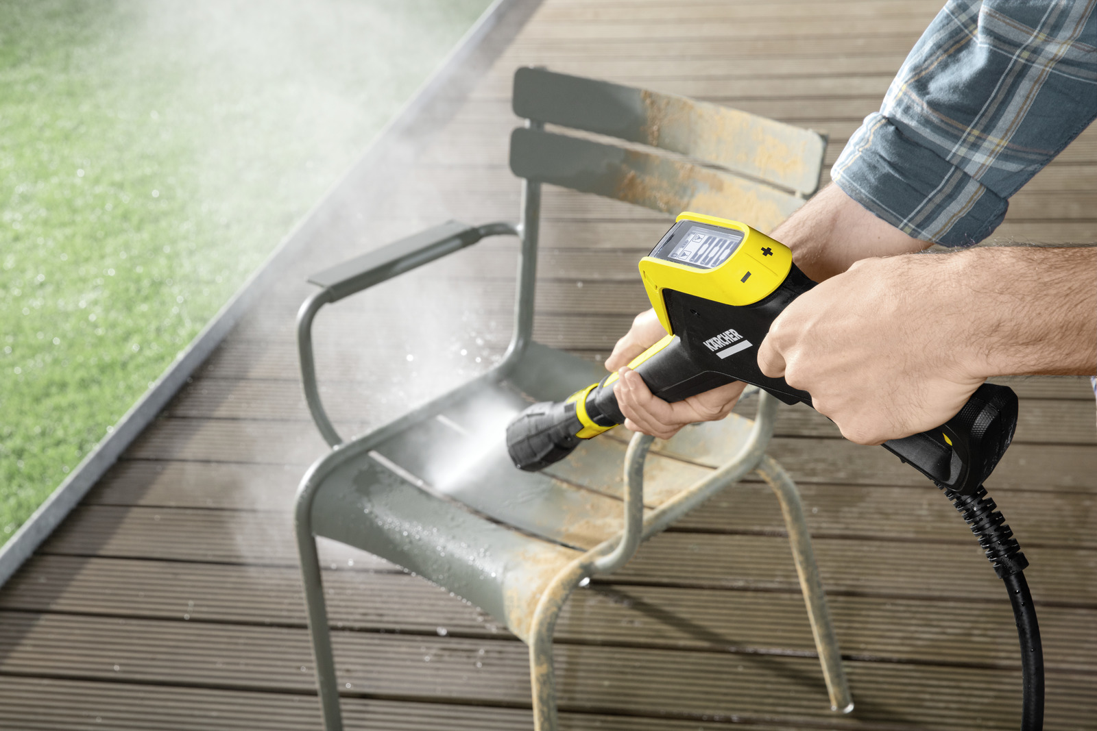 Karcher 1.324-684.0 2000 PSI 1.55 GPM K 5 Premium Smart Control CHK Cold Water Electric Pressure Washer Plus Surface Cleaner