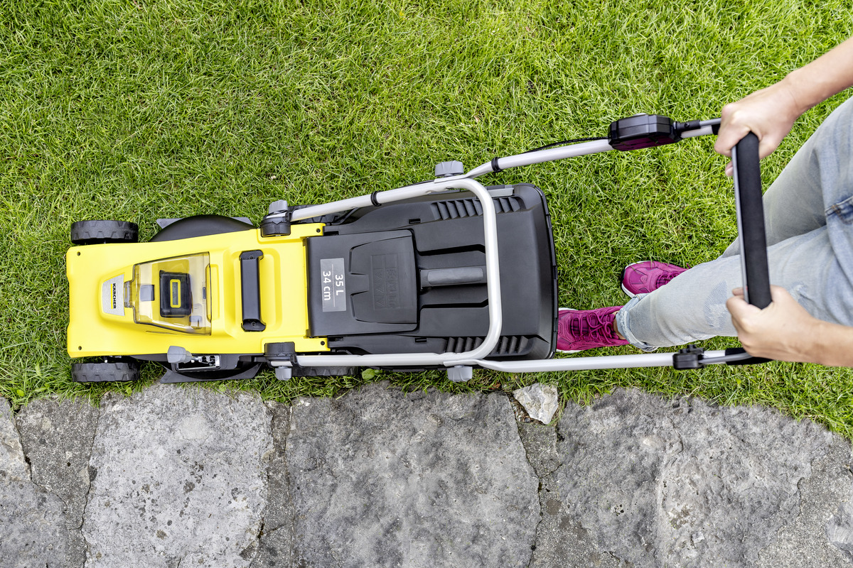 KÄRCHER LMO 3-18 BATTERY SET AKKUMULÁTOROS FŰNYÍRÓ