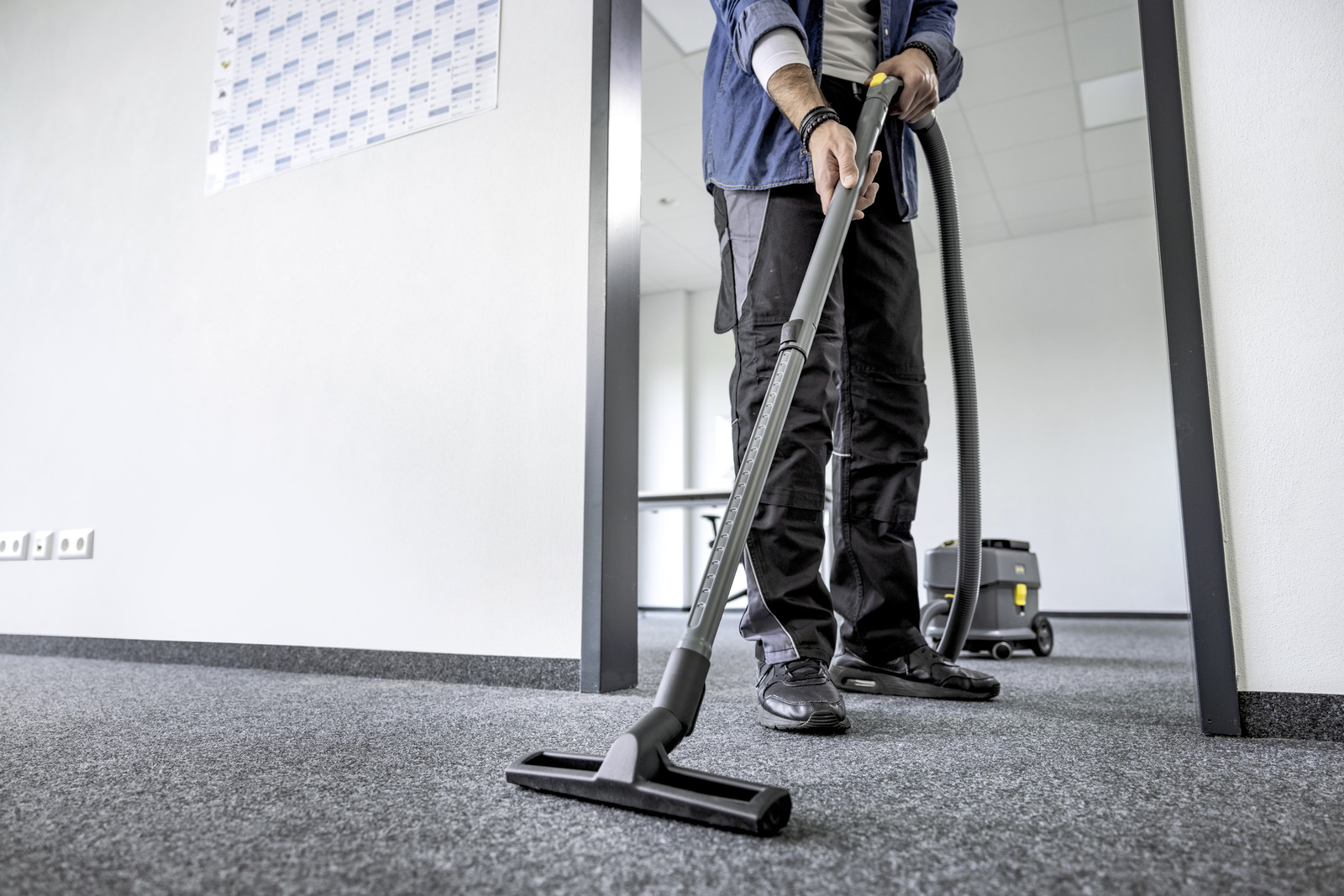 Kärcher Suchý vysávač T 10/1 Bp Adv HEPA