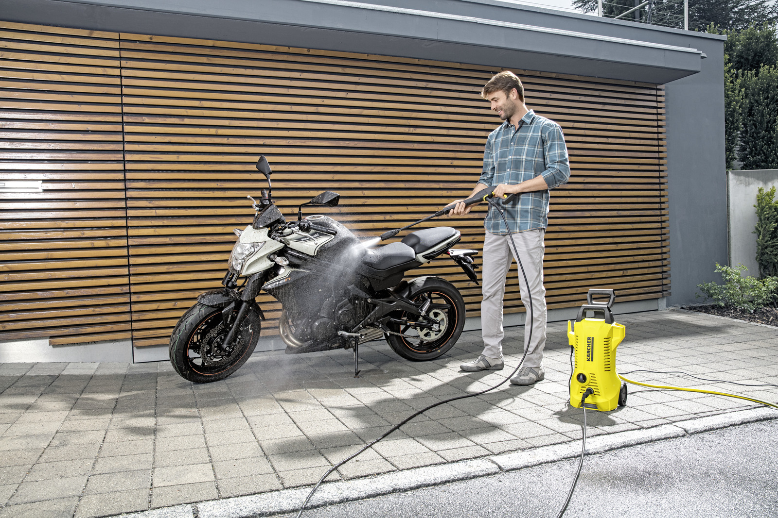 Karcher k2 outlet water blaster