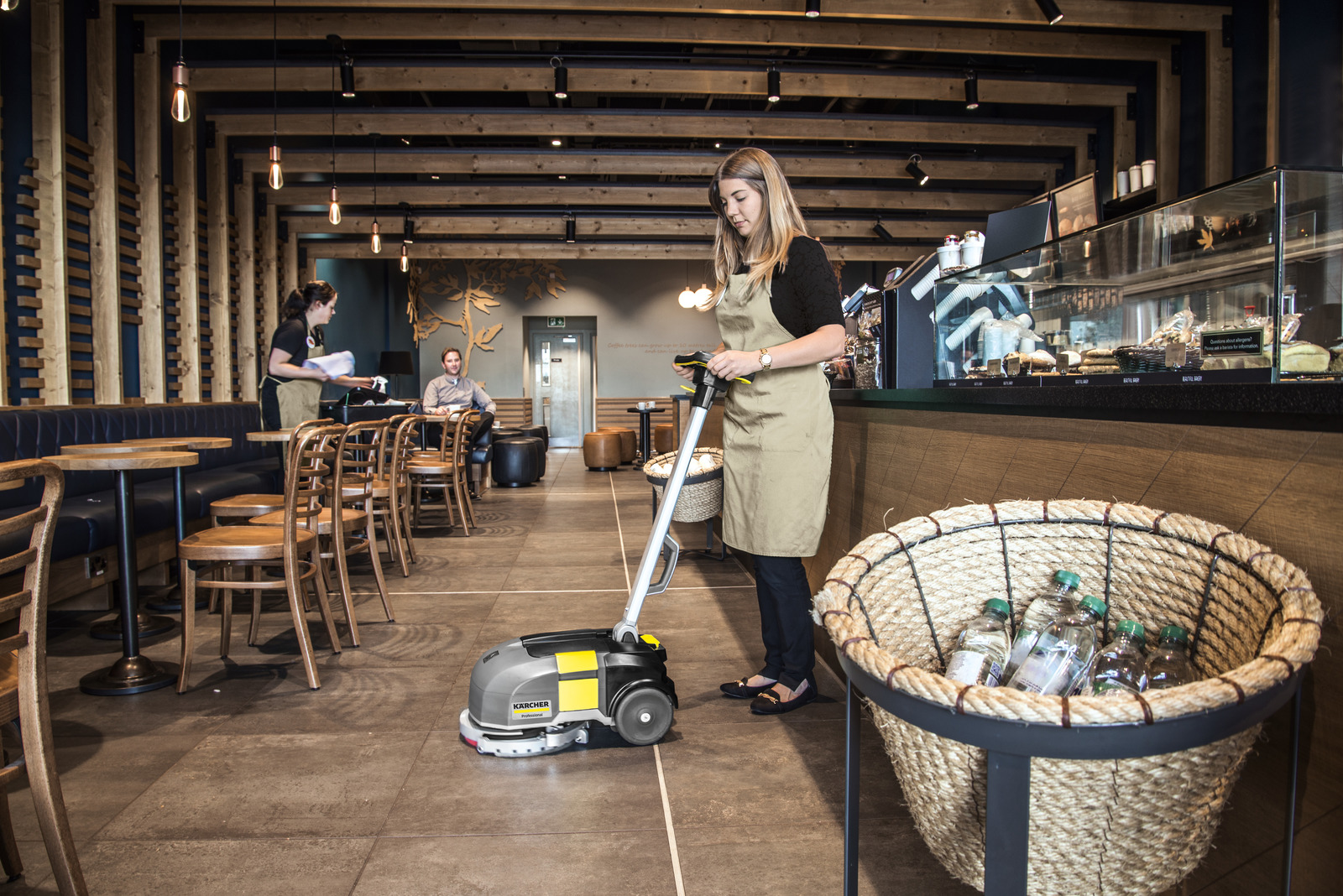 LIMPADORA DE PISOS BD 30/4 C | Kärcher Brasil