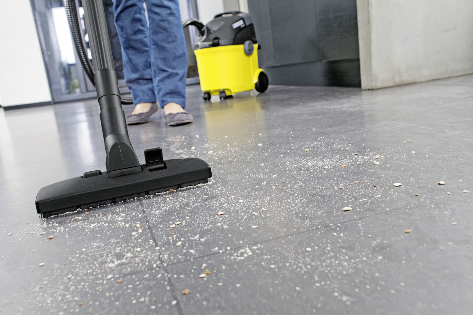 Lavamoquette Karcher SE 5.100 aspiratutto per pavimenti e sedili auto 1400  W