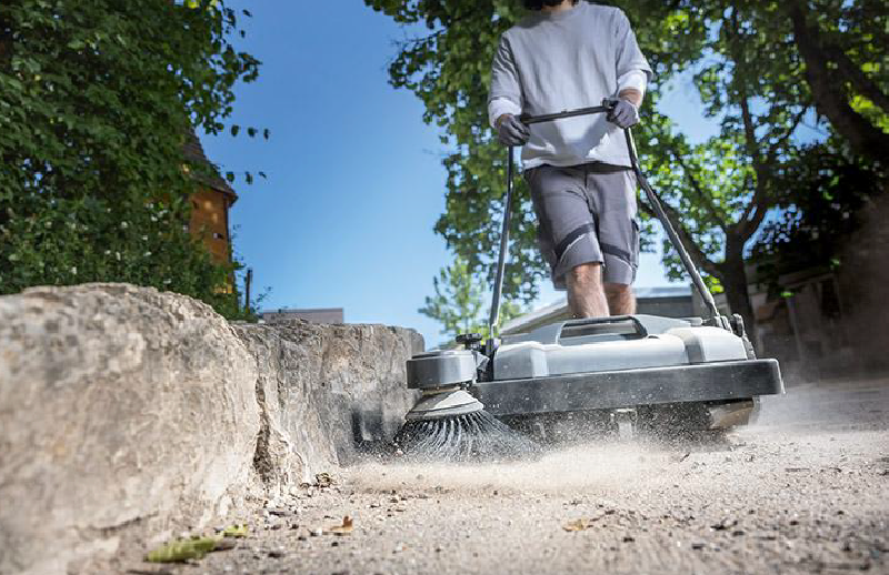 サイドブラシで 隅まできれい