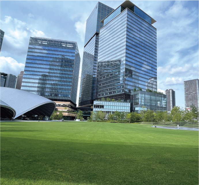 グラングリーン大阪 ゲートタワー