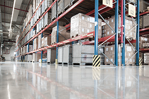 凹凸のない平らな床