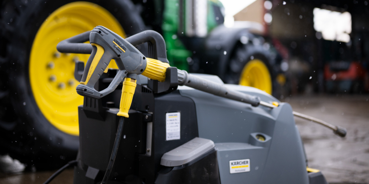 大切な機械を長持ちさせるためにも、清掃が大切だ。「農家はきれい好きが多い」と椛澤氏は話す