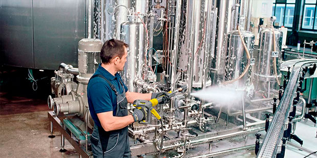 Lavadora de alta pressão para higienização de equipamentos na indústria alimentícia