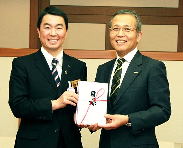 img_news_shinsai_620x500 東日本大震災に伴う震災孤児・遺児支援のための寄付金贈呈について