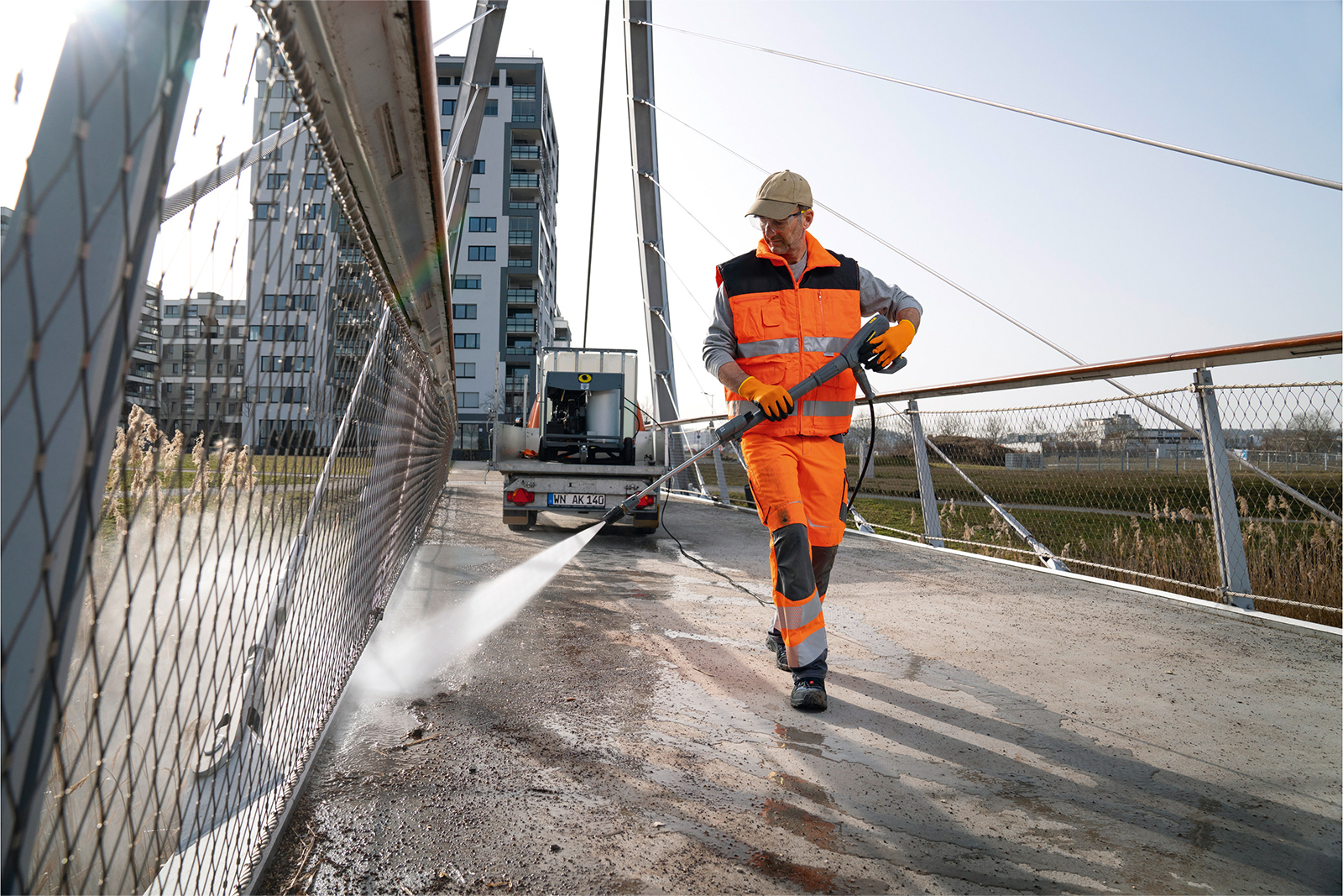 HDS 8/20 G 温水 エンジンタイプ 高圧洗浄機 | ケルヒャー