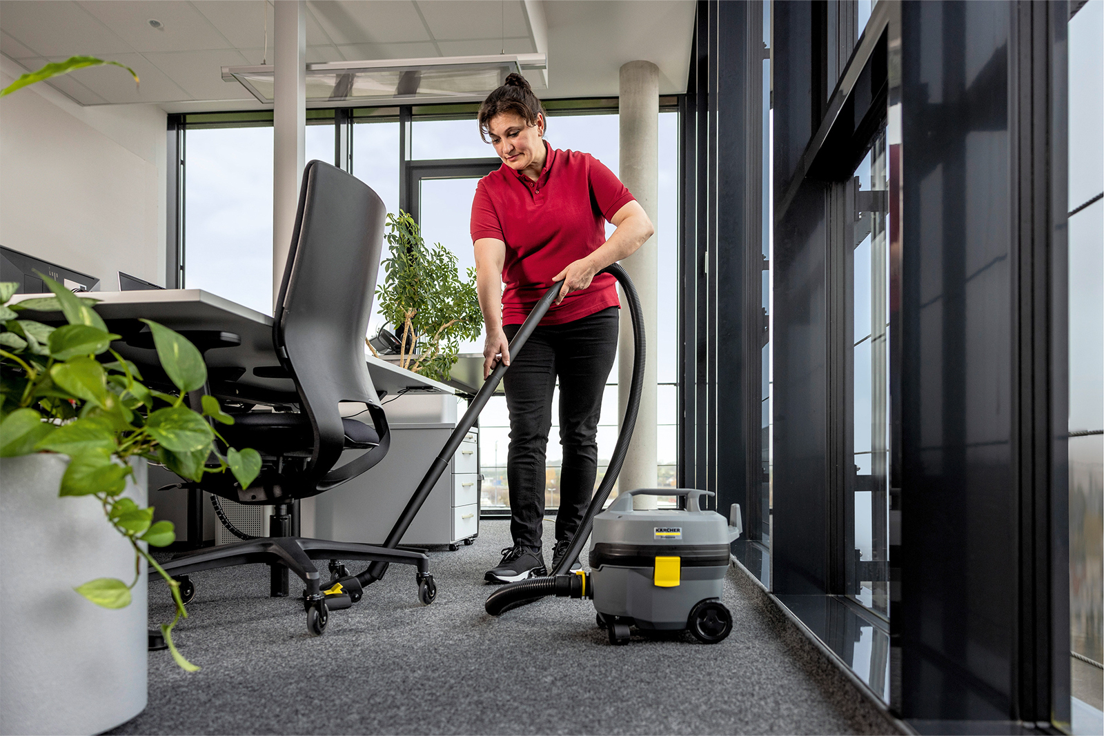 KARCHER 業務用掃除機 T7/1 Classic 2023年製 紙パック付 楽天市場】【エントリーでP5倍】【公式】業務用 ドライ