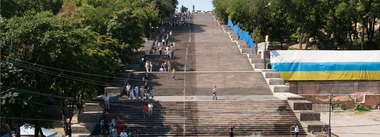 Potemkinsche Treppe in Odessa, Ukrai
ne gereinigt | Kärcher