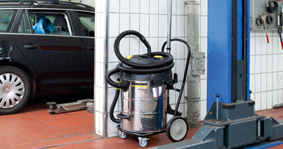 aspirateur eau et poussière