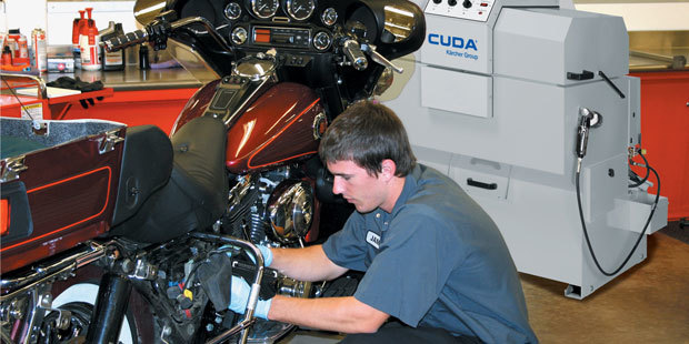 Cuda parts washer for quickly and easily washing motorcycle and car parts