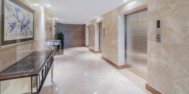 Hotel And Hospitality Best Equipment For Keeping Areas Clean Kärcher Keep Your Hotel Lobby Floors Looking Sharp With Karcher Equipment