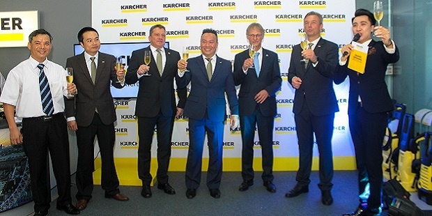 Champagne toasting