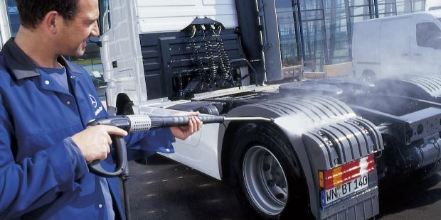 Washing trailer wheels