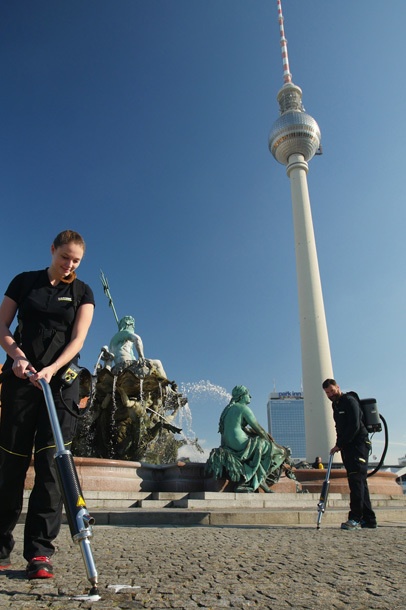 Neptunbrunnen Abb1_w406 Neptunbrunnen Abb1_w406