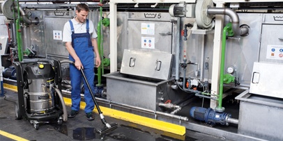 Facilitaire dienstverlening industrie Productielocatie reinigen