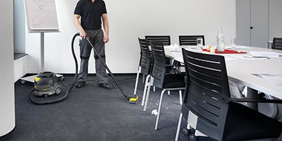 ケルヒャー　ドライクリーナー　事務所