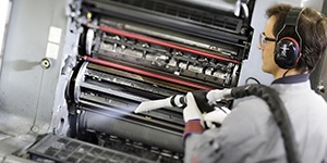 pro_catalog_300x150.jpg ケルヒャー 業種別清掃機機のご提案